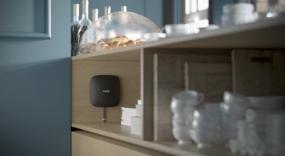 Lifestyle-Ajax-Hub-4G-Jeweller-Caffe-Black